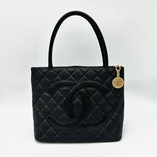 Chanel Black Calfskin Hilton Tote Bag with Gold Hardware [Used]