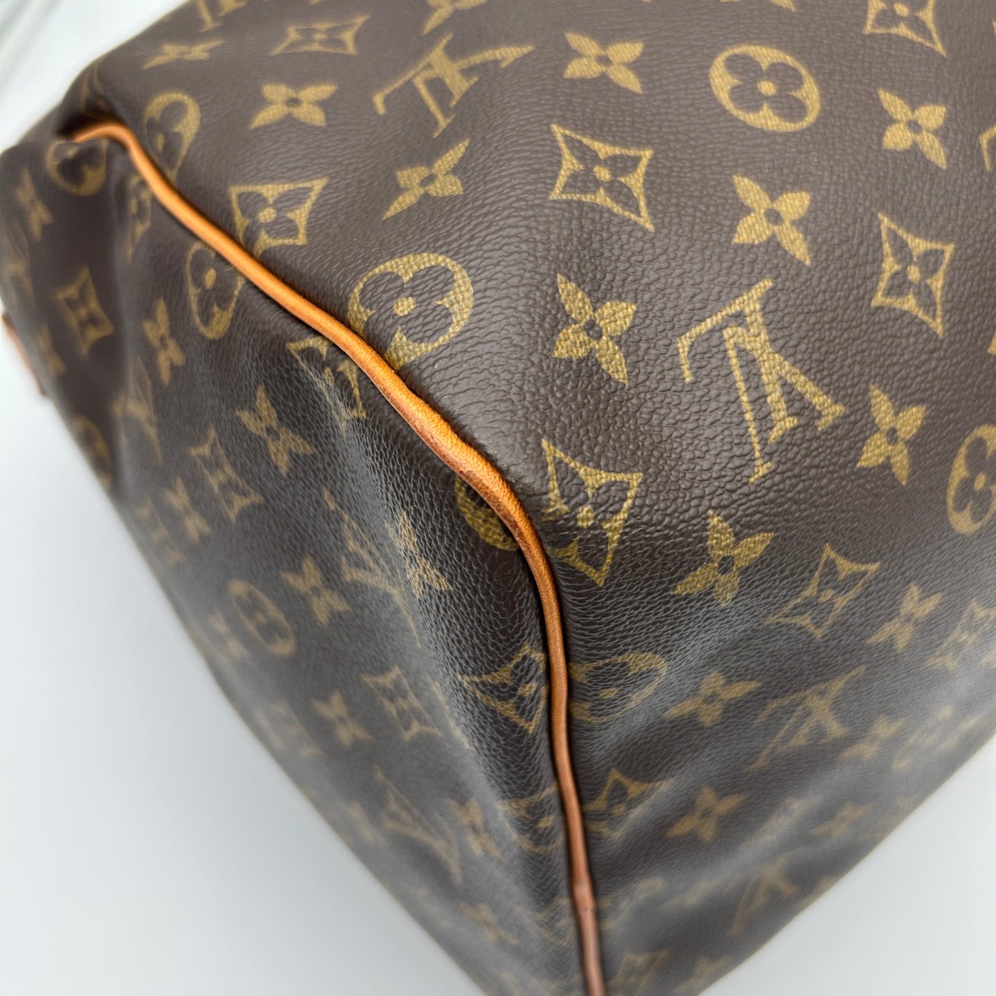 Louis Vuitton Monogram Keepall 55 Travel Bag [Used]