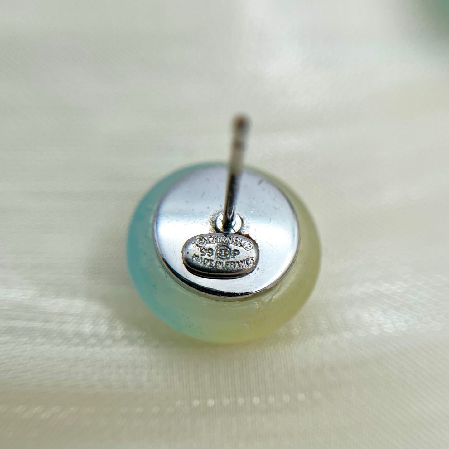 Chanel COCO Mark Earrings – Green Plastic[Used]