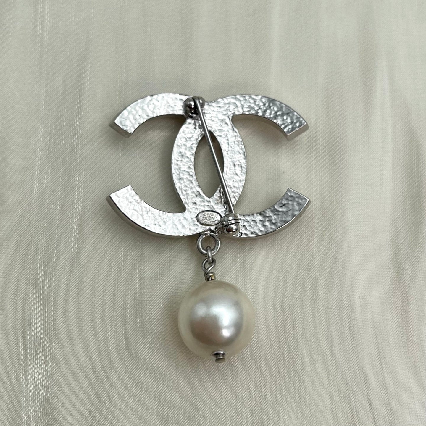 Chanel Pearl Drop Pendant Brooch[Used]