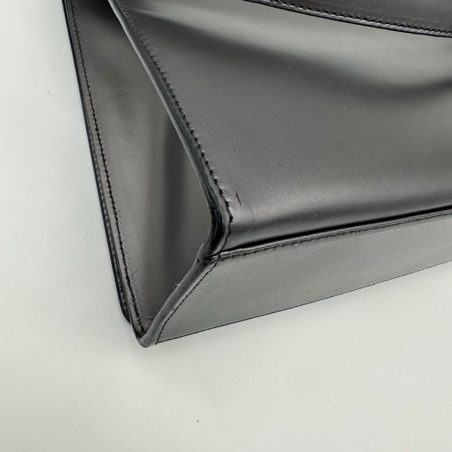 Gucci Vintage Minimalist Metallic Gold-Frame Shoulder Bag [Used]