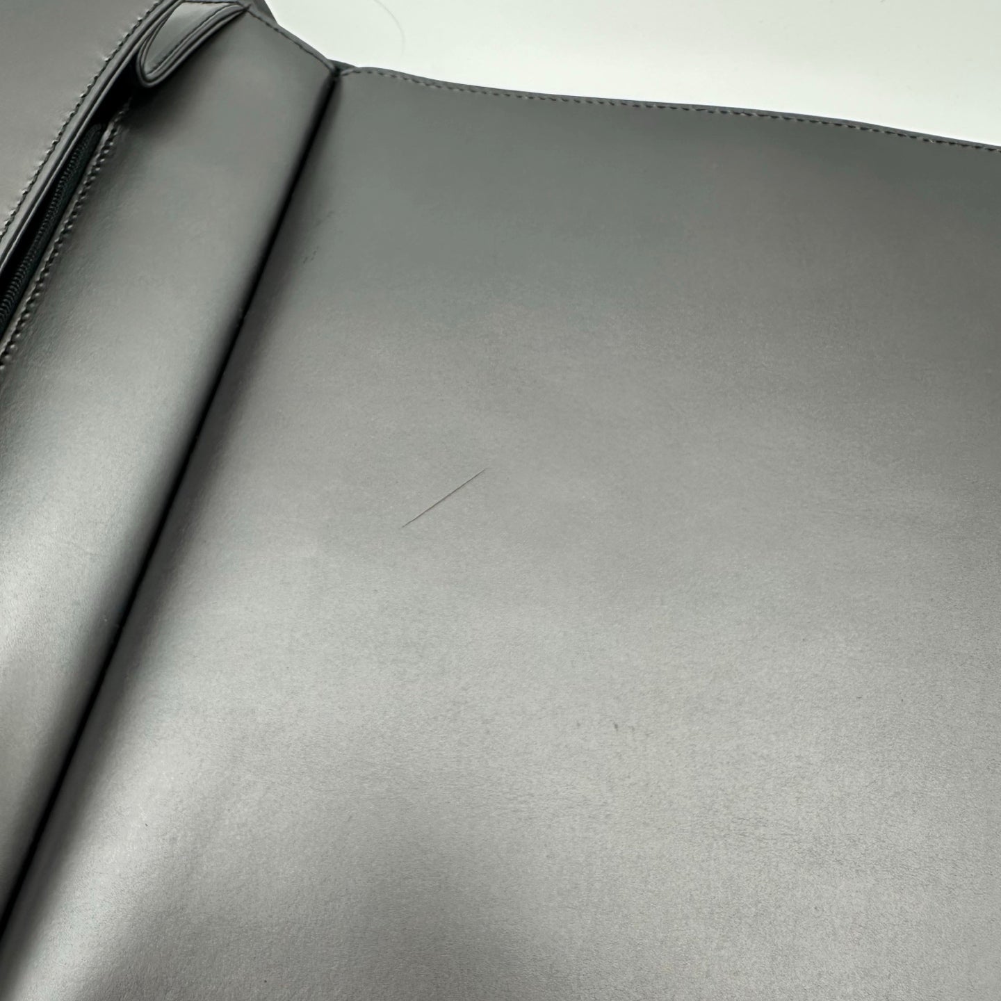 Gucci Vintage Minimalist Metallic Gold-Frame Shoulder Bag [Used]