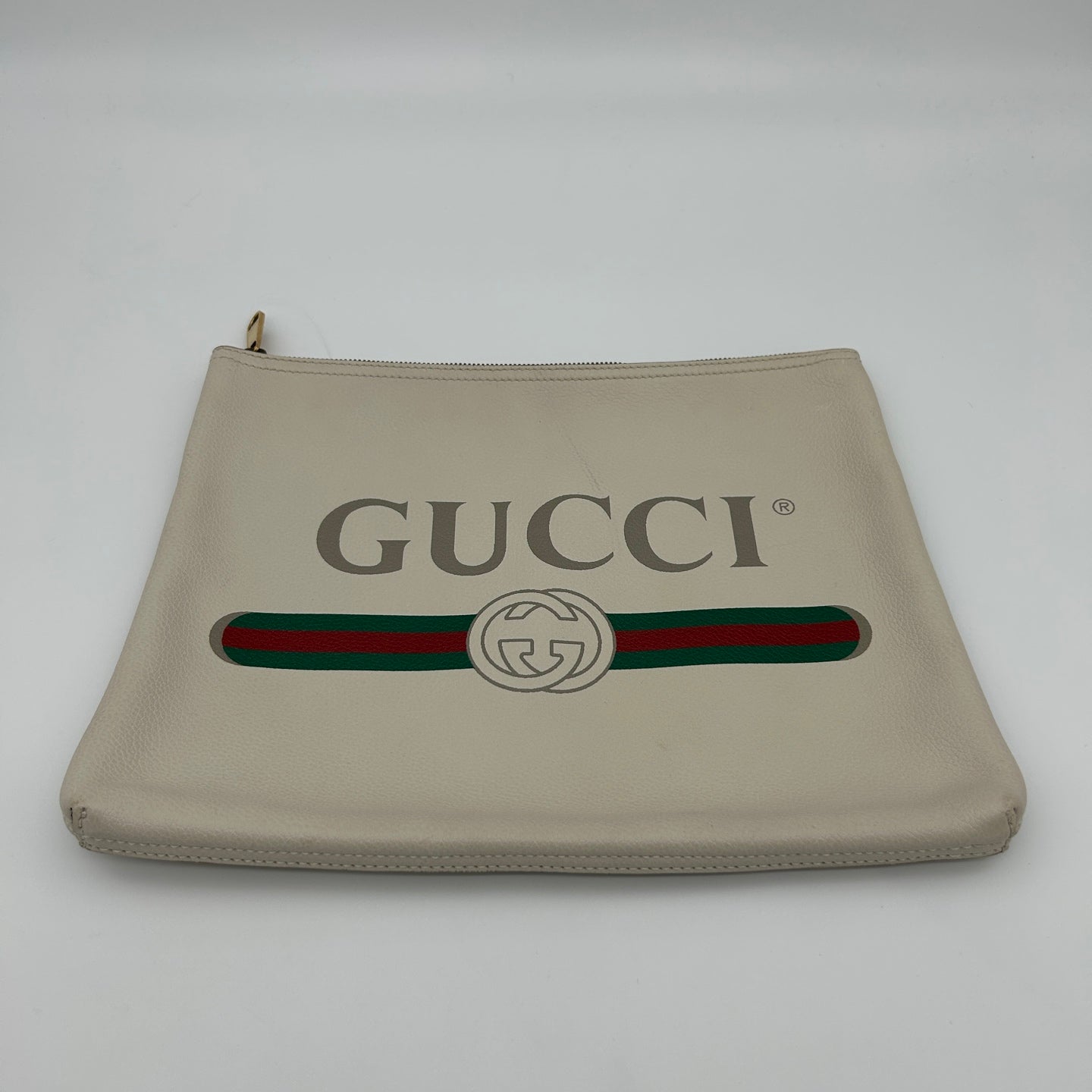 Gucci Pearl White Clutch Bag [Used]