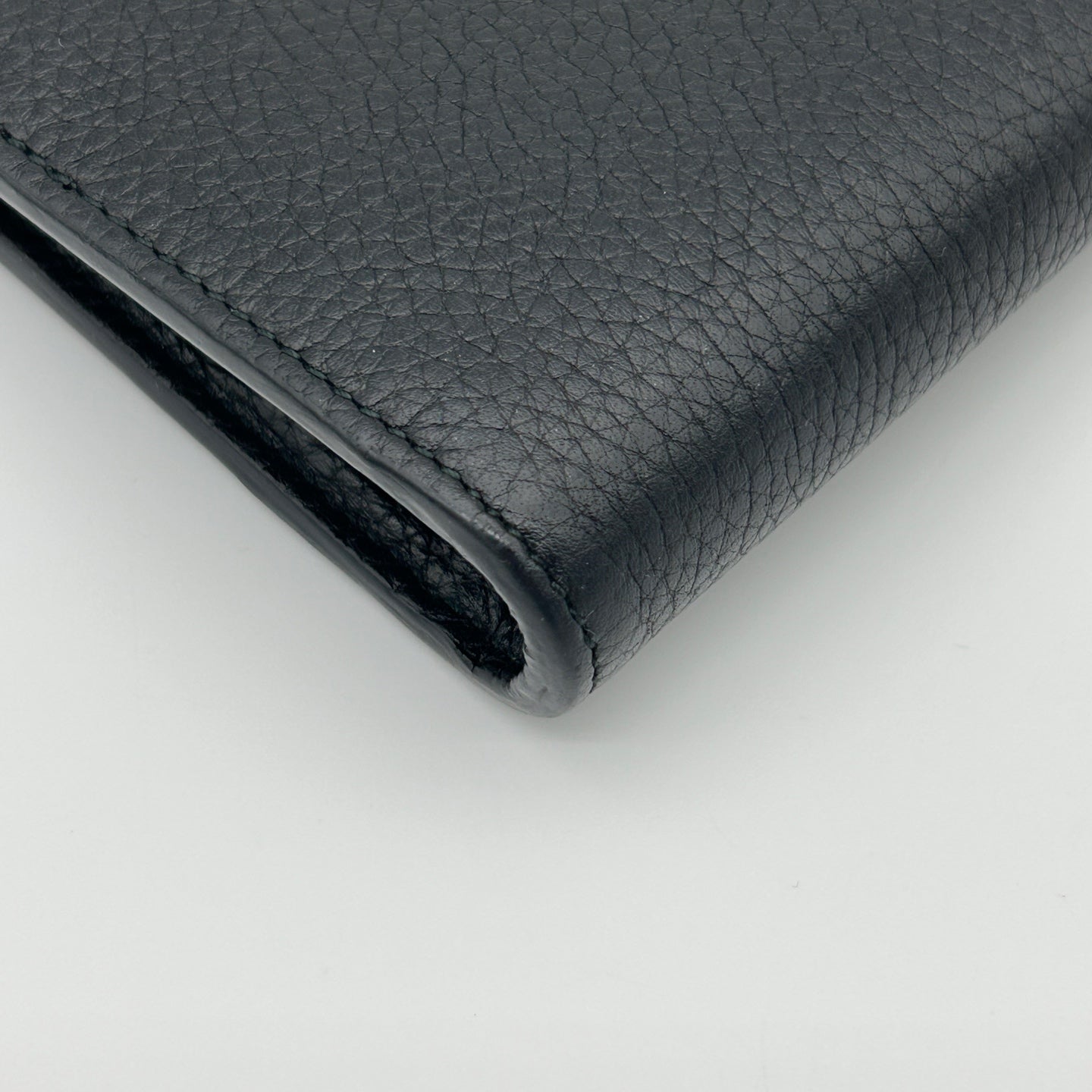 Gucci Black & Gold Leather Marmont Envelope WOC Chain Bag [Used]