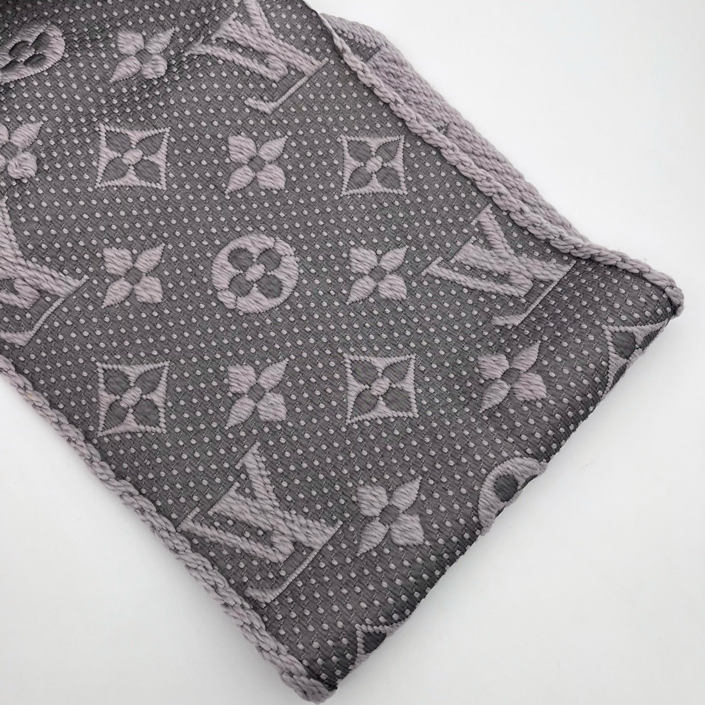 Louis Vuitton Logomania Gray-Purple Wool & Silk Monogram Reversible Scarf [Used]