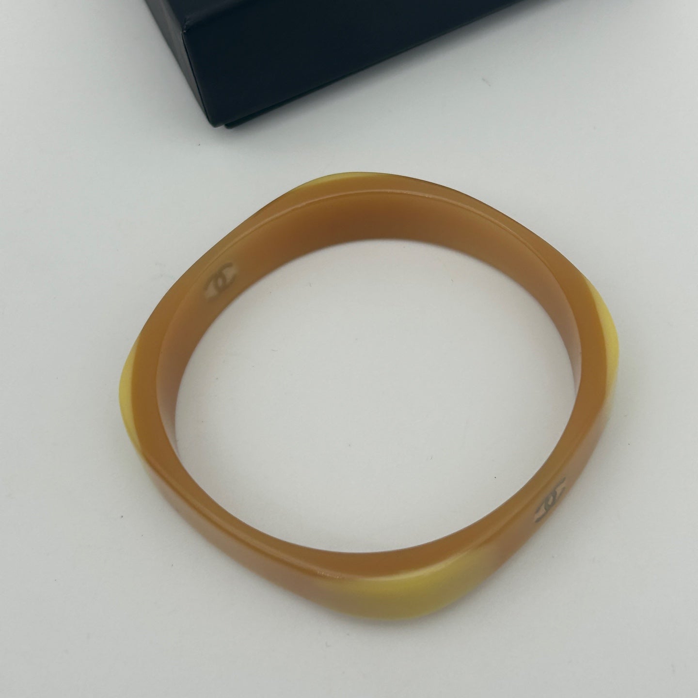 Chanel Vintage Gradient Amber-Yellow Acrylic Bangle Bracelet [Used]