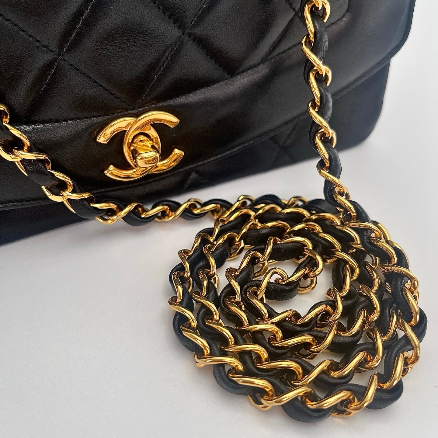Chanel Diana Small Flap Bag[Used]