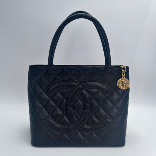 Chanel Hilton Tote Bag [Used]