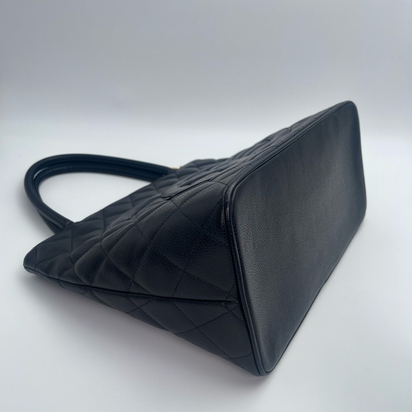 Chanel Hilton Tote Bag [Used]
