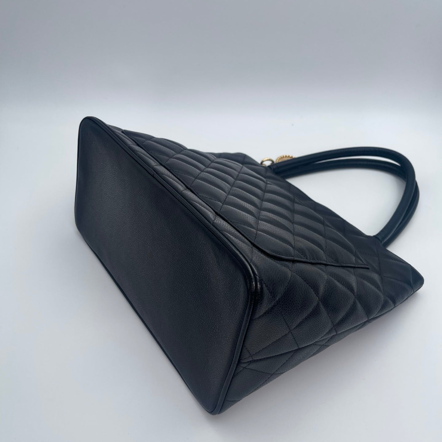 Chanel Hilton Tote Bag [Used]