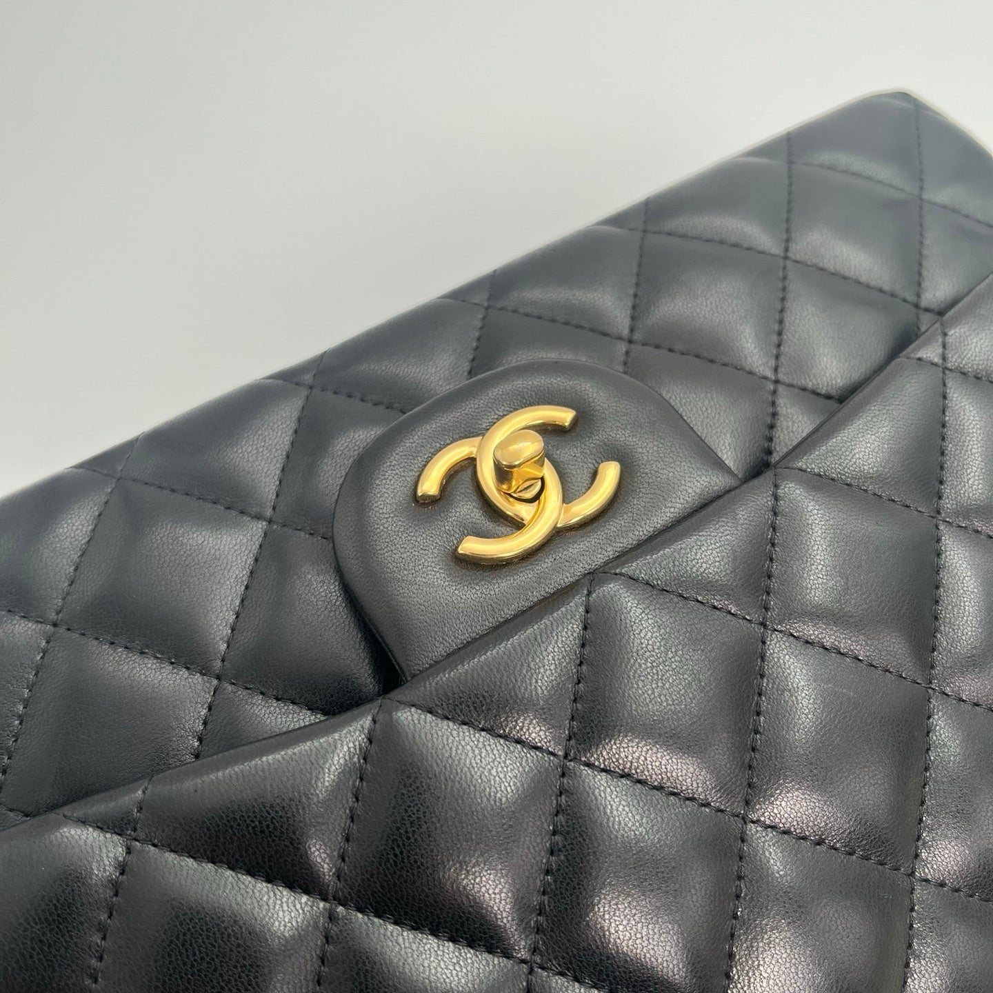CHANEL Classic Double Flap Jumbo in Black/Gold Lamb Skin [Used]
