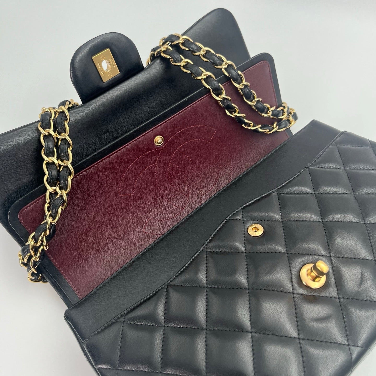 CHANEL Classic Double Flap Jumbo in Black/Gold Lamb Skin [Used]