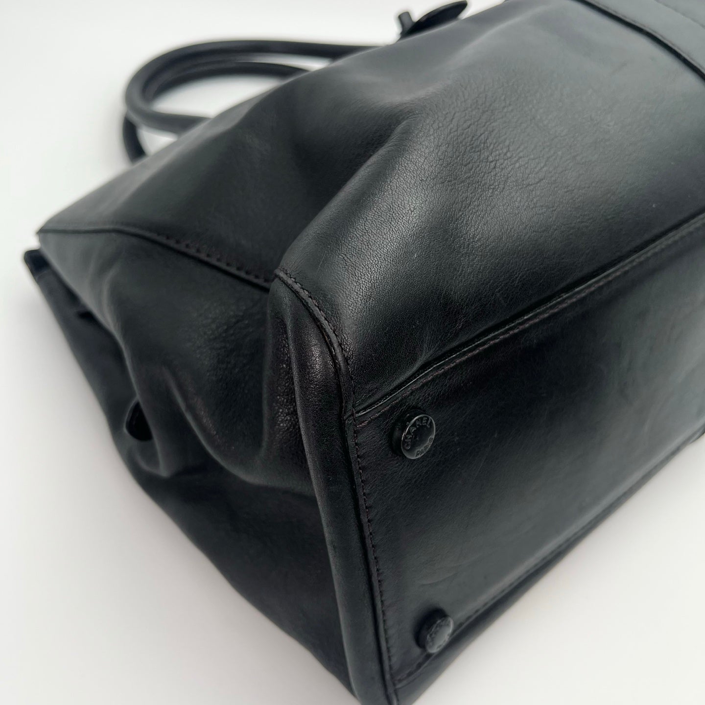 Chanel So Black Calfskin Tote Bag[Used]