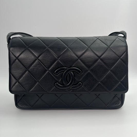Chanel Black Quilted Lambskin Leather Matelassé Messenger Bag[Used]