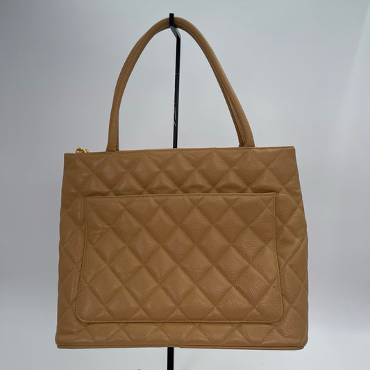 Chanel Hilton Tote Bag Beige/Gold [Used]