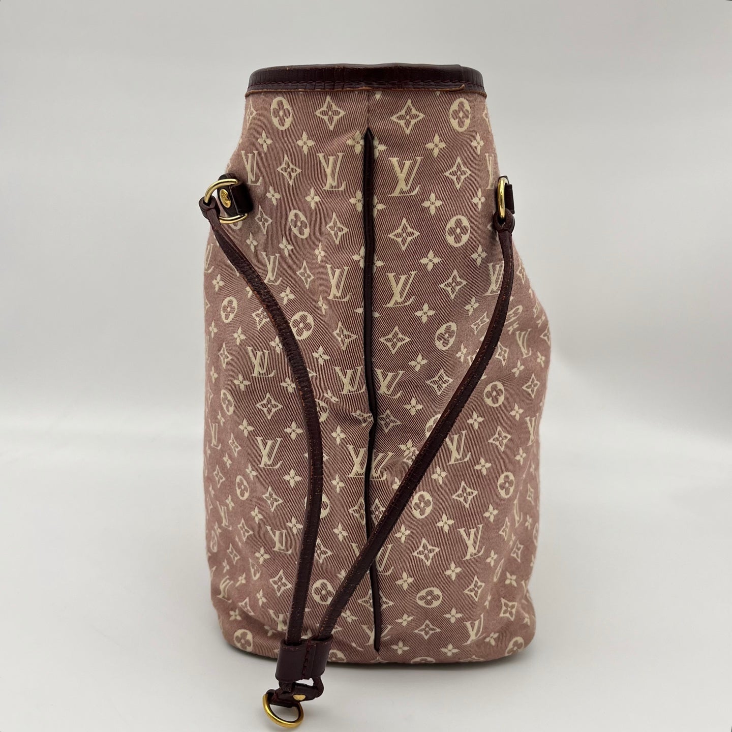 Louis Vuitton Monogram Denim Neverfull MM in Raspberry [Used]