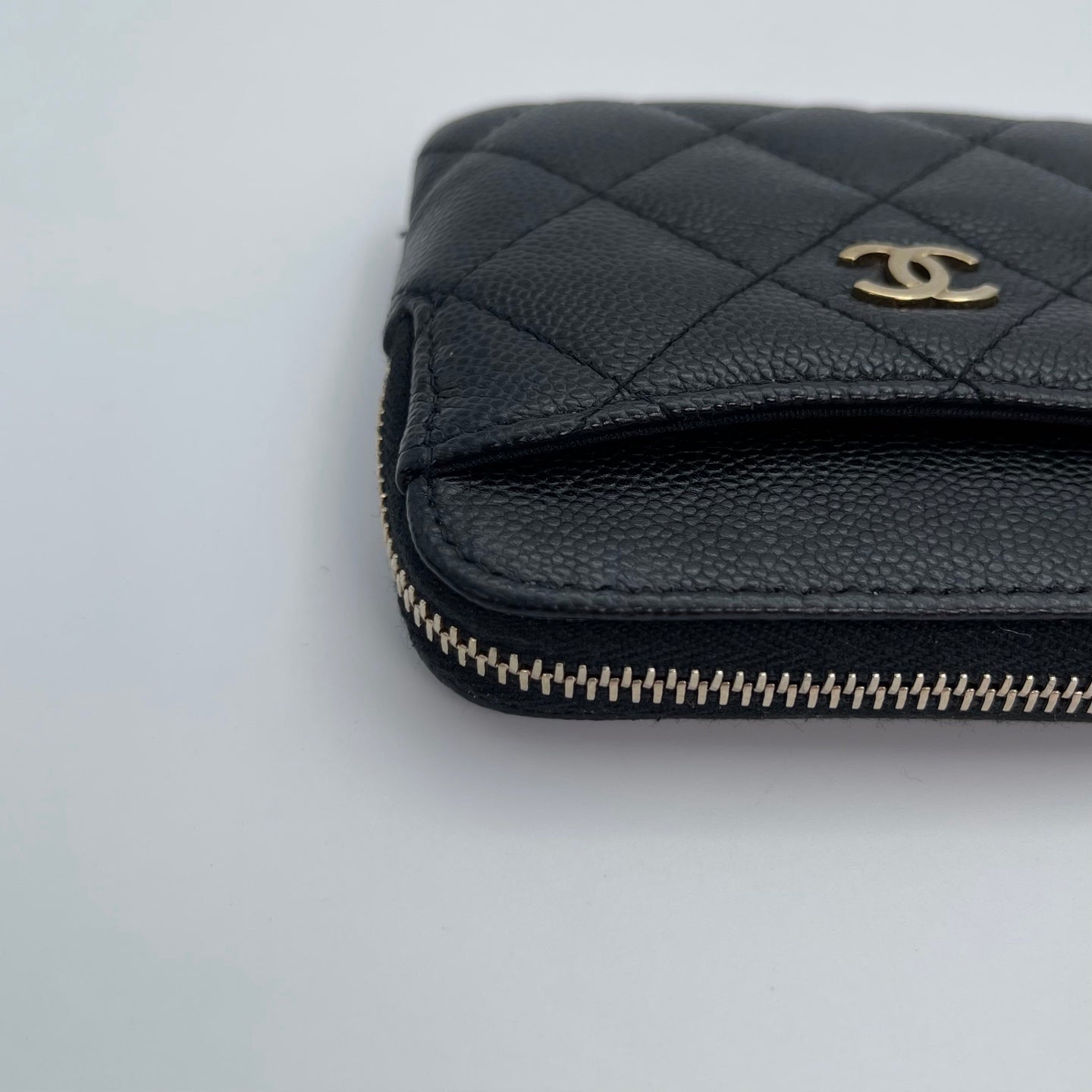 Chanel Caviar Leather Zipped Card Holder [Used]