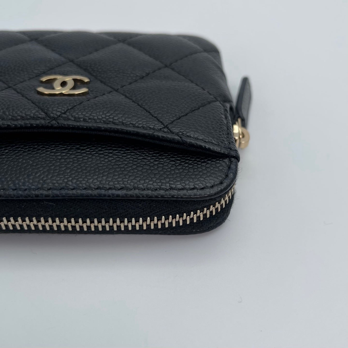 Chanel Caviar Leather Zipped Card Holder [Used]