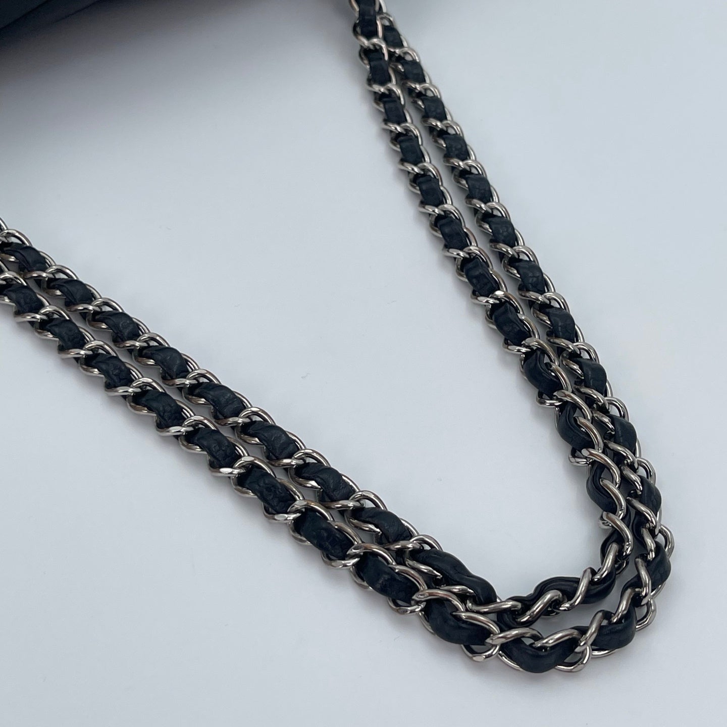 Chanel Caviar Leather Chevron Flap Chain Bag Black/Silver [Used]