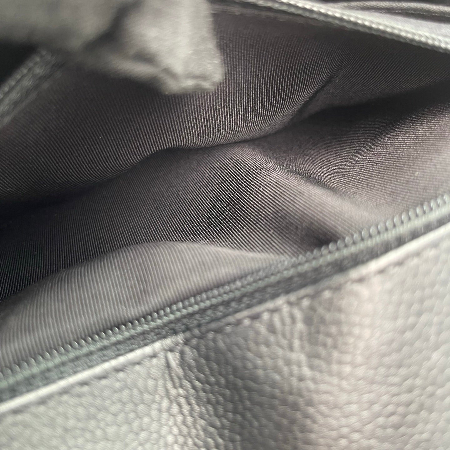 Chanel Caviar Leather Chevron Flap Chain Bag Black/Silver [Used]