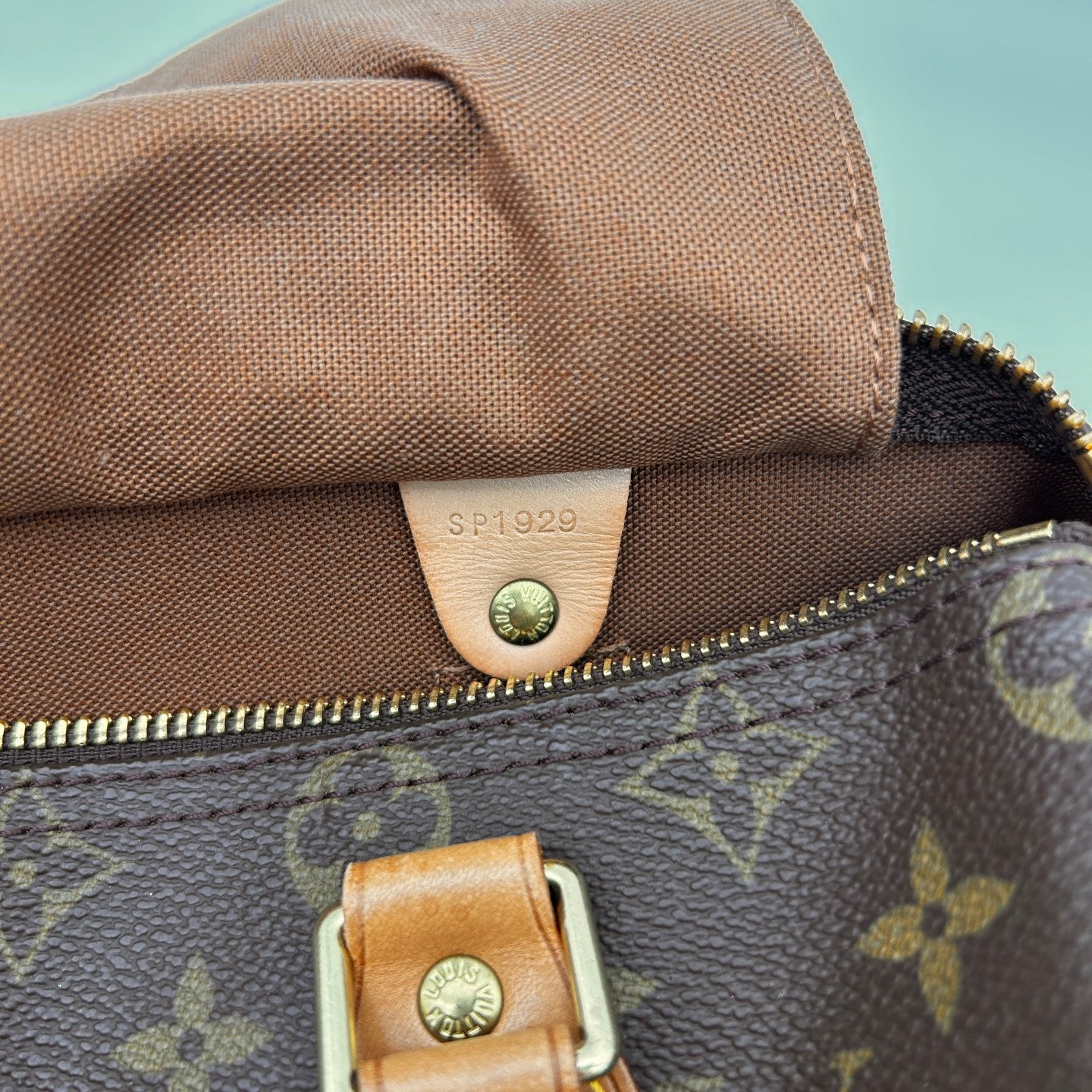 Louis Vuitton Speedy 25 Monogram Canvas [Used]