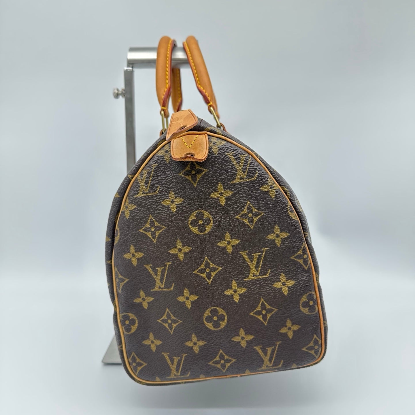 Louis Vuitton Speedy 30 Monogram Canvas [Used]