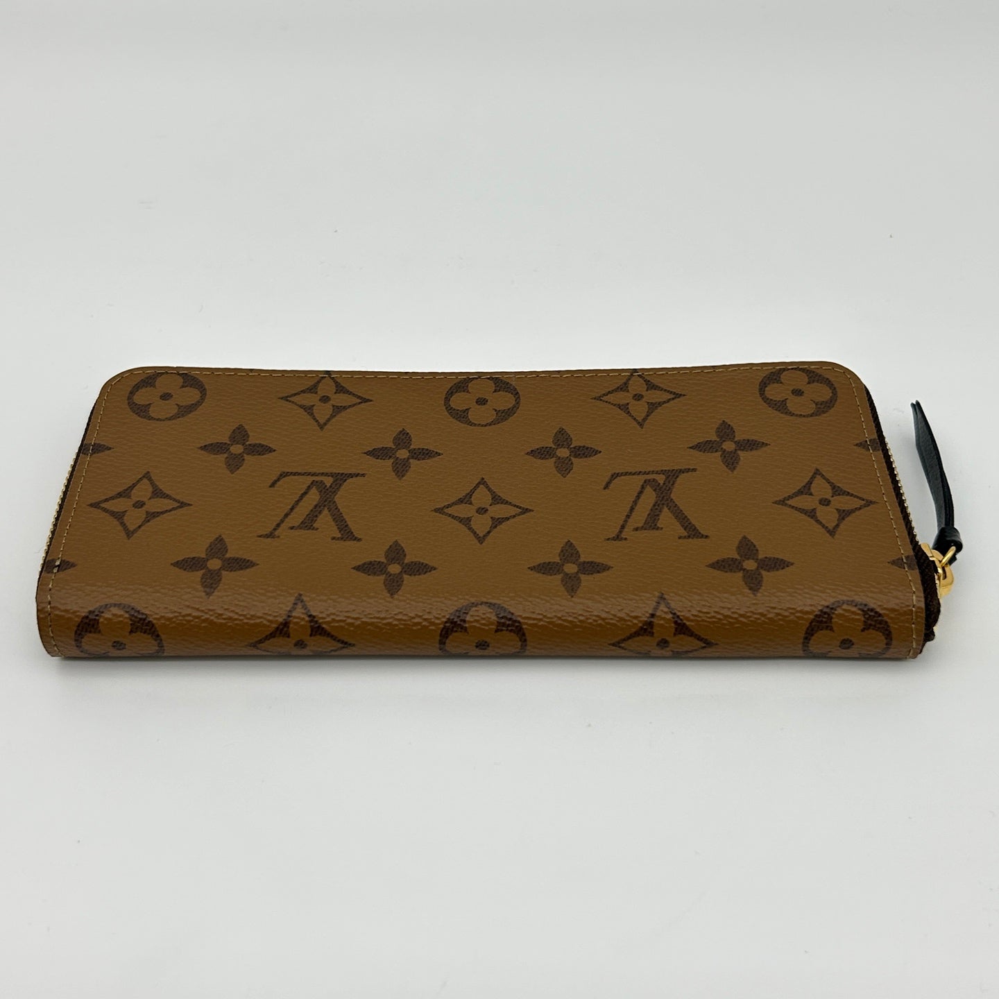 Louis Vuitton Monogram Canvas Zippy Wallet [Used]