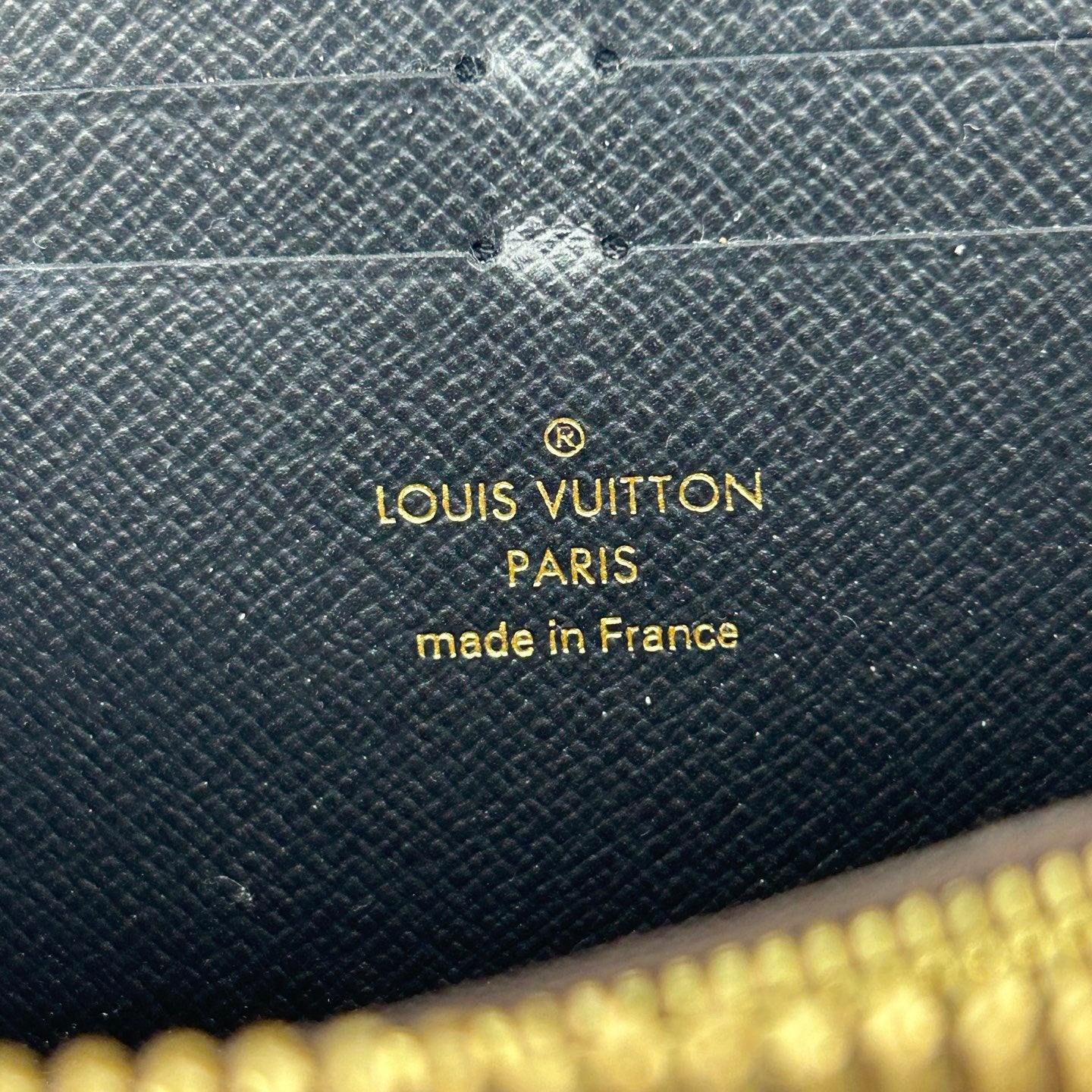 Louis Vuitton Monogram Canvas Zippy Wallet [Used]