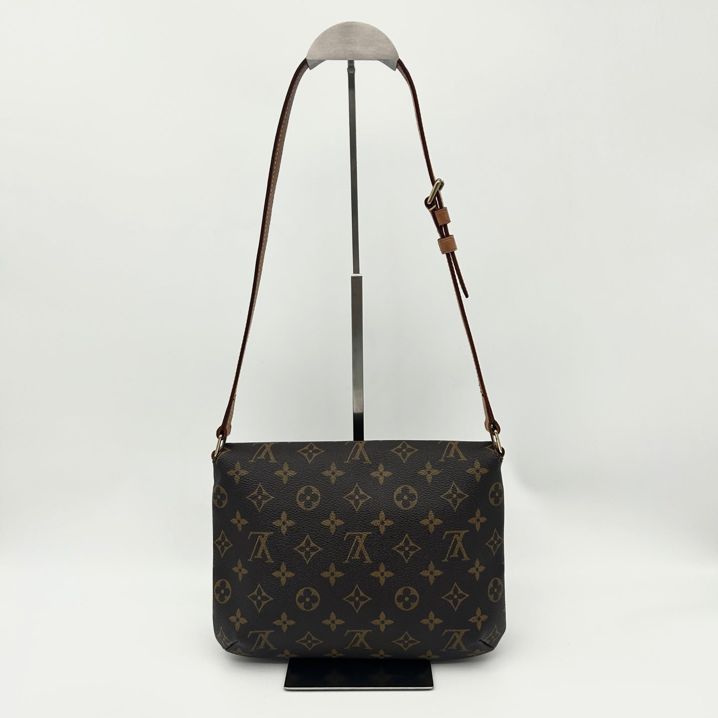 Louis Vuitton Monogram Musette Tango Shoulder Bag [Used]