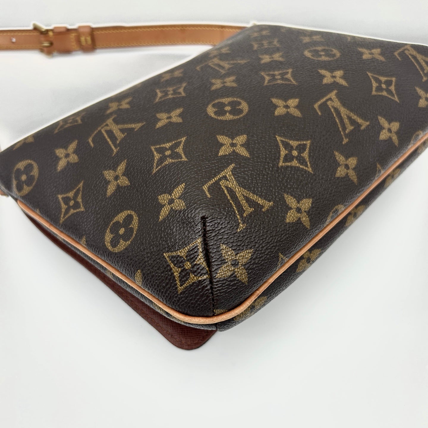 Louis Vuitton Monogram Musette Tango Shoulder Bag [Used]