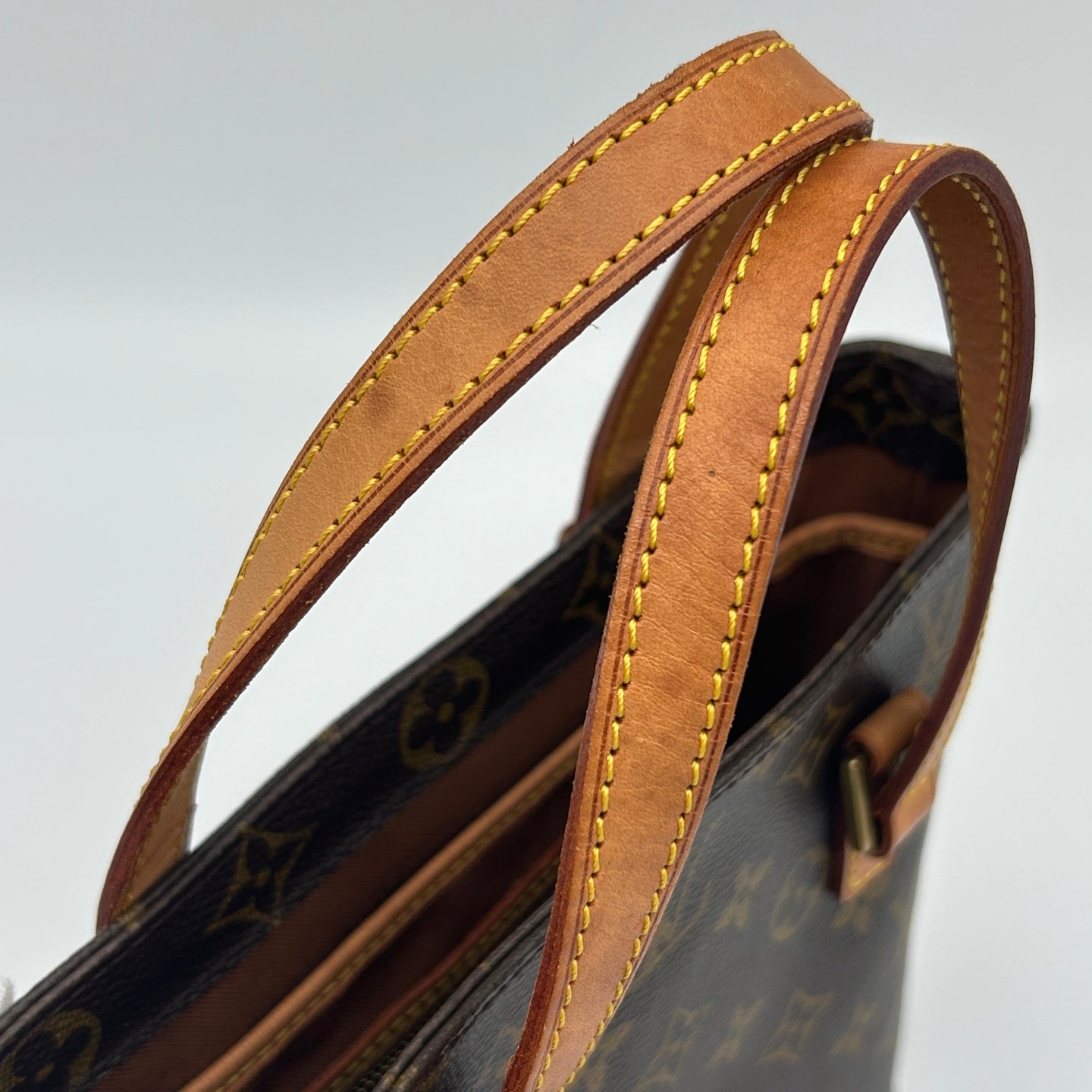 Louis Vuitton Vivienne Handbag Monogram Canvas [Used]