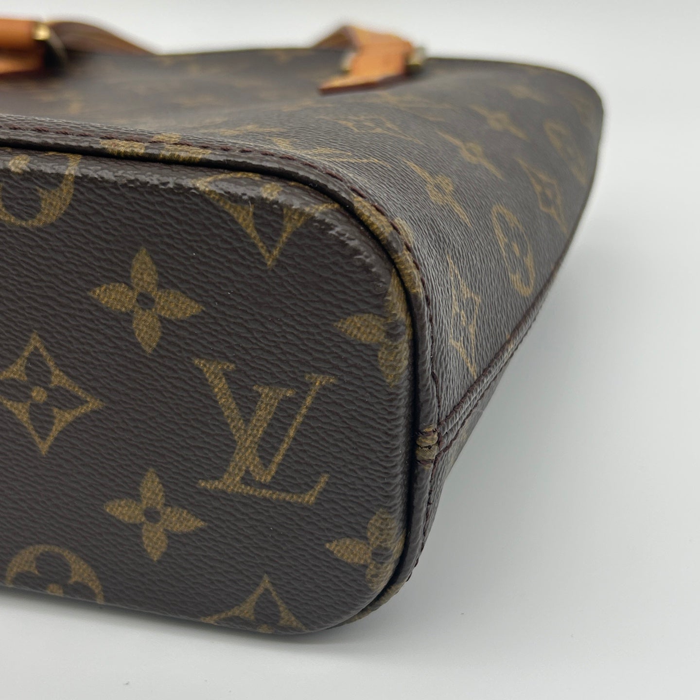 Louis Vuitton Vivienne Handbag Monogram Canvas [Used]