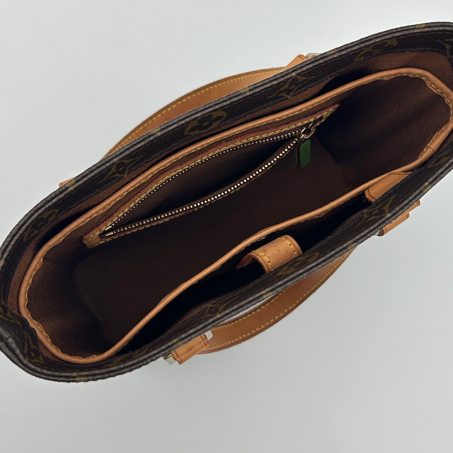 Louis Vuitton Vivienne Handbag Monogram Canvas [Used]