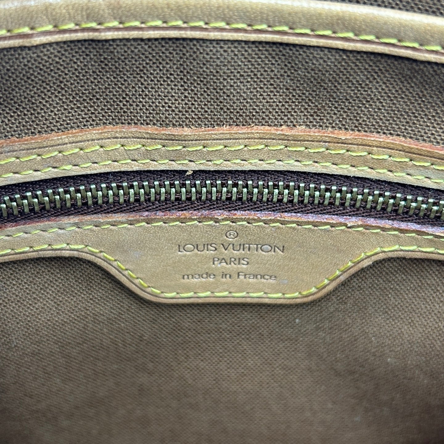 Louis Vuitton Vivienne Handbag Monogram Canvas [Used]