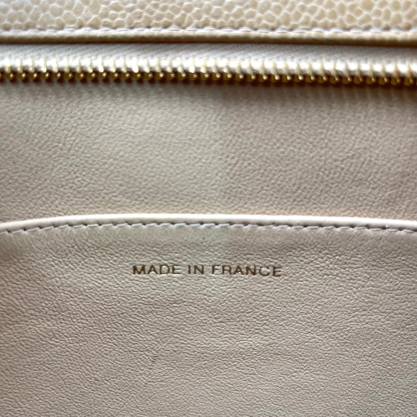 Chanel Hilton Tote Bag Beige/Gold [Used]