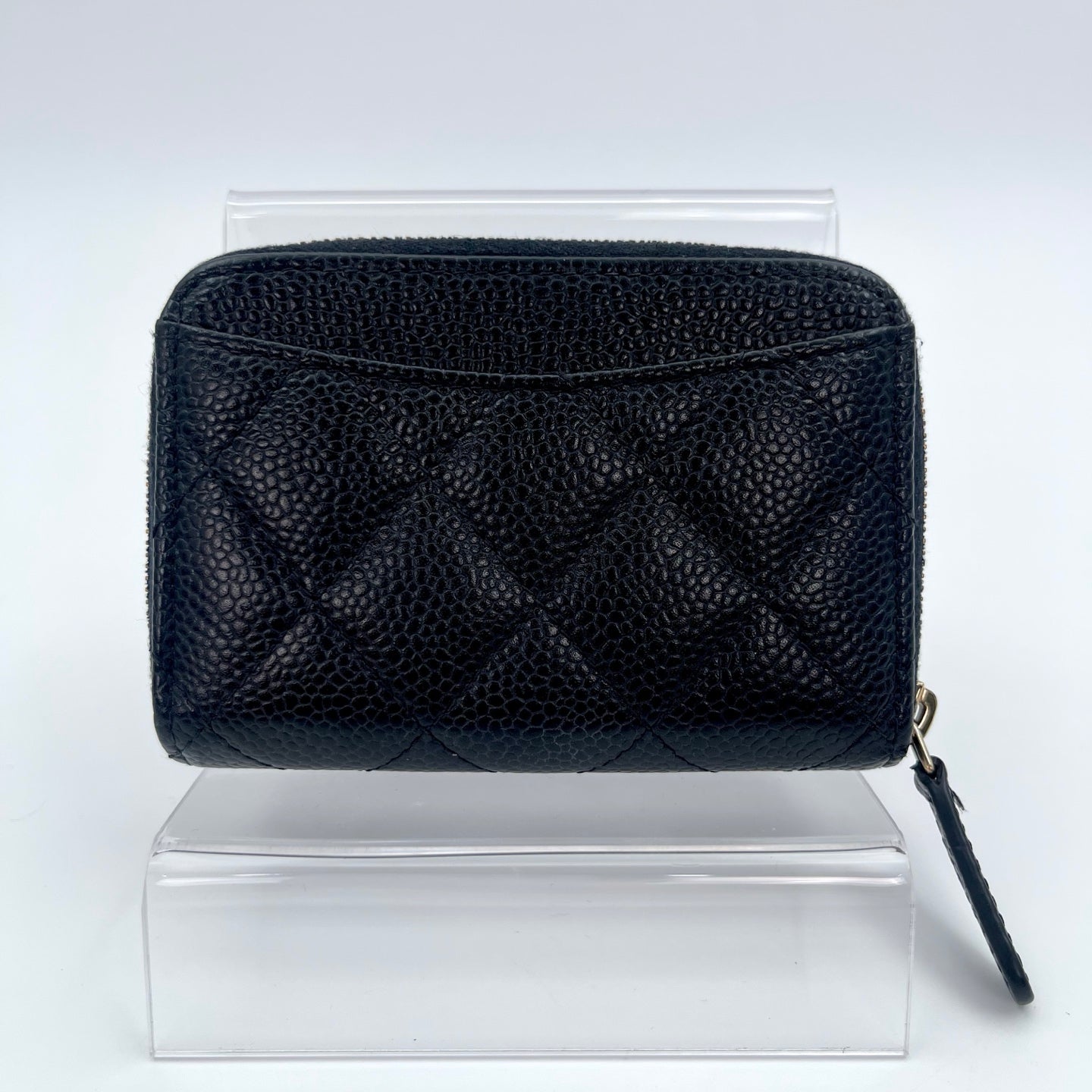 Chanel Quilted Caviar Zipped Coin Purse in Black / Gold Hardware [Used]