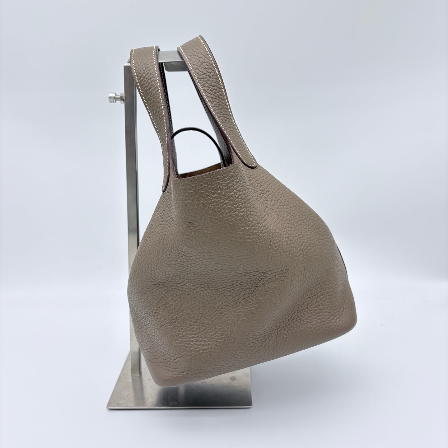 Hermès Picotin Lock 18 Bag in Étoupe Togo [Used]