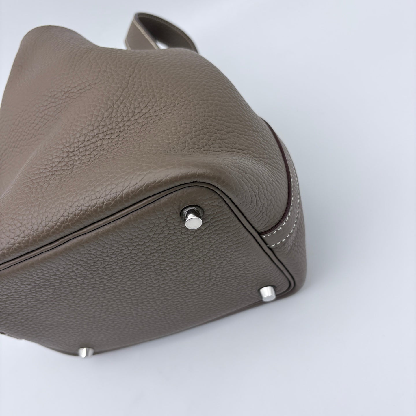 Hermès Picotin Lock 18 Bag in Étoupe Togo [Used]