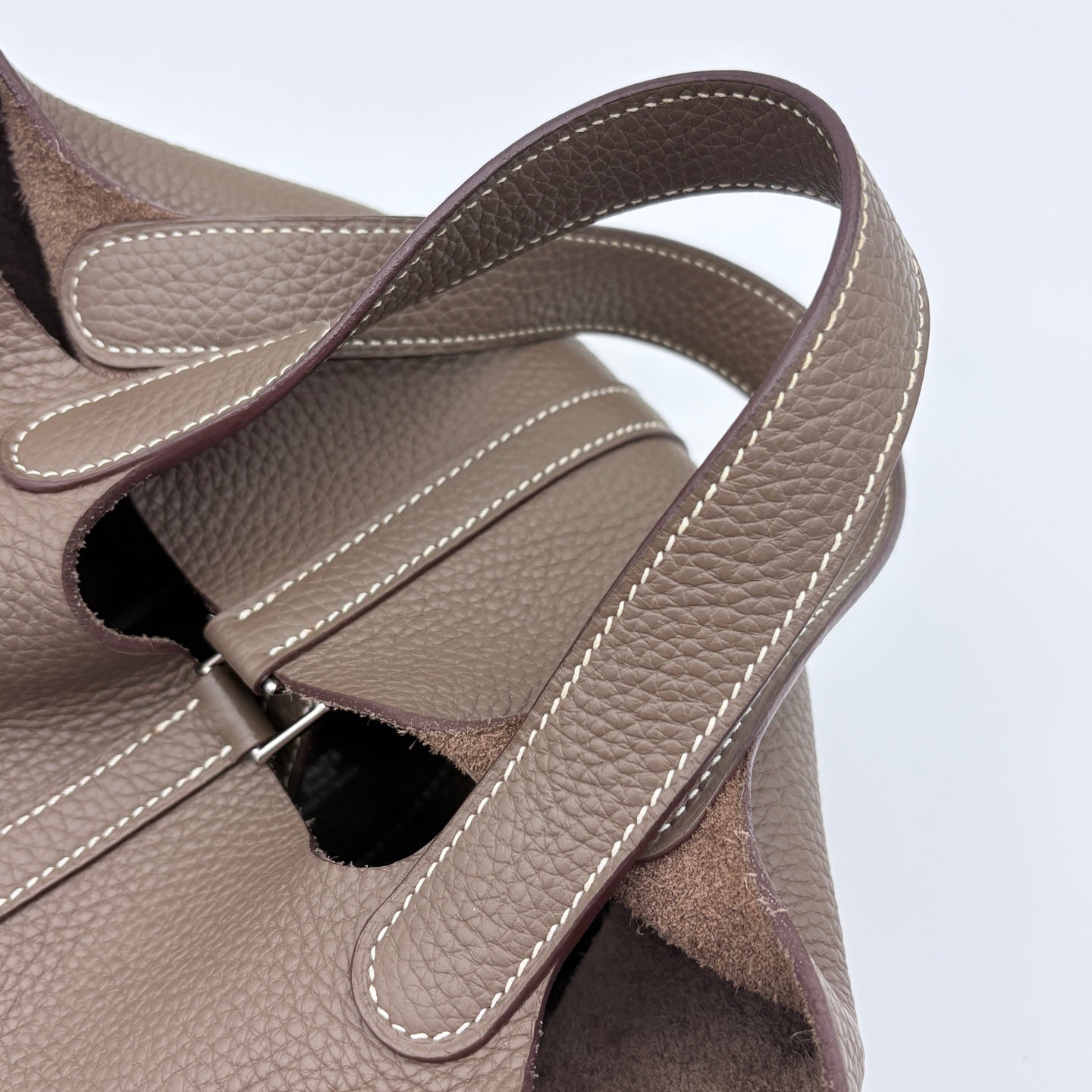 Hermès Picotin Lock 18 Bag in Étoupe Togo [Used]