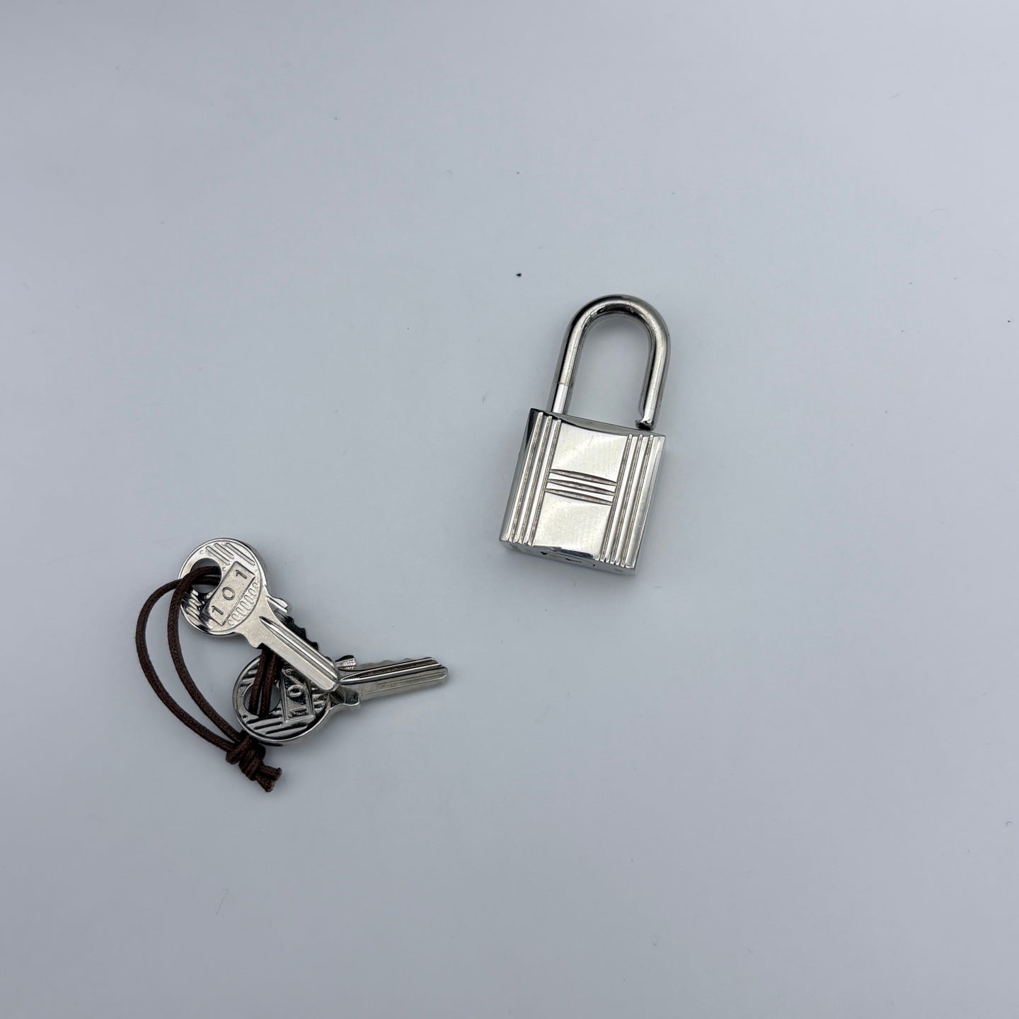 Hermès Picotin Lock 18 Bag in Étoupe Togo [Used]