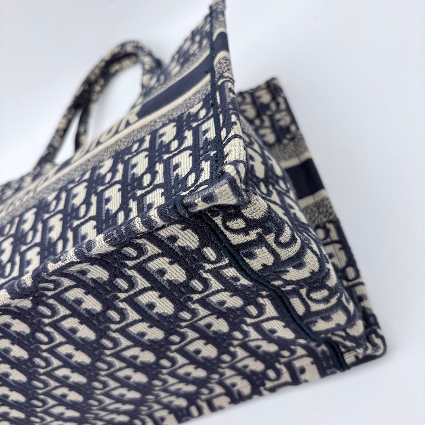 Dior Book Tote Medium Toile de Jouy Canvas Tote Bag [Used]