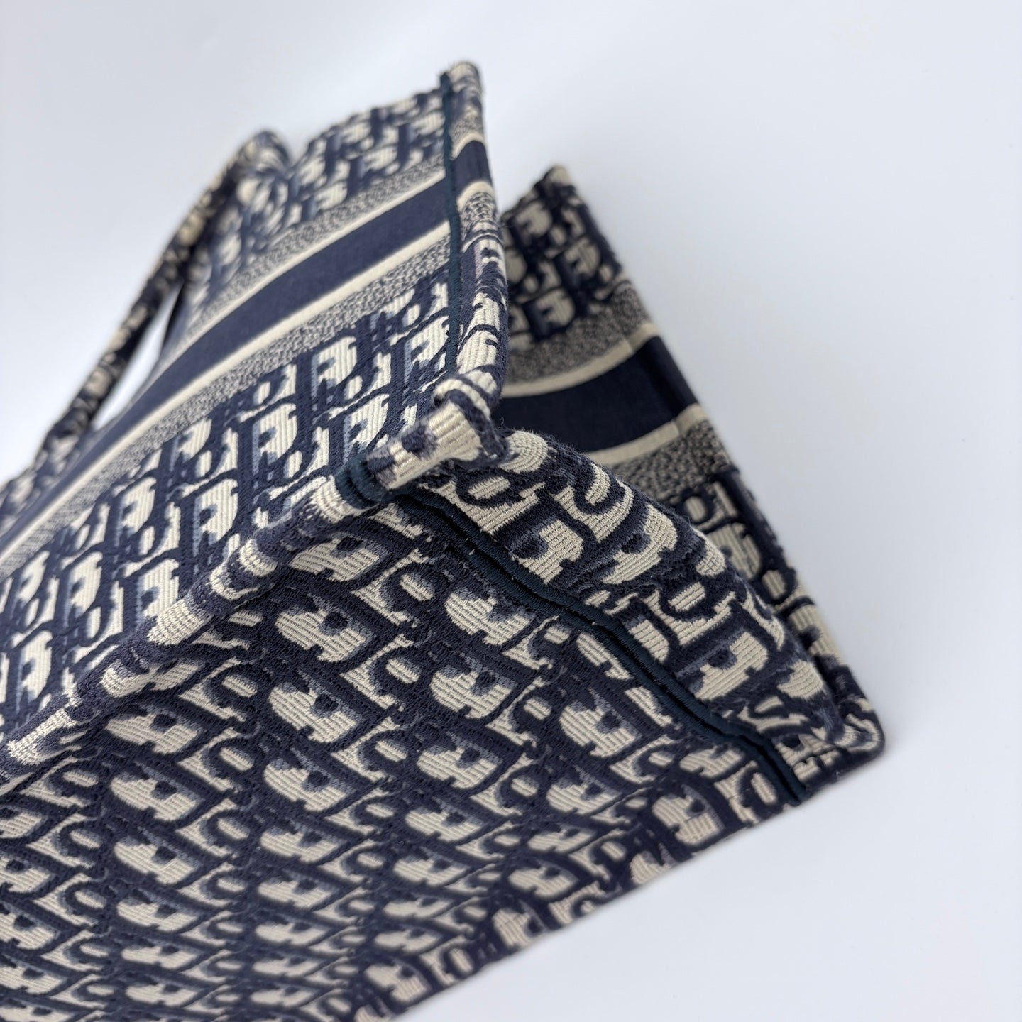 Dior Book Tote Medium Toile de Jouy Canvas Tote Bag [Used]