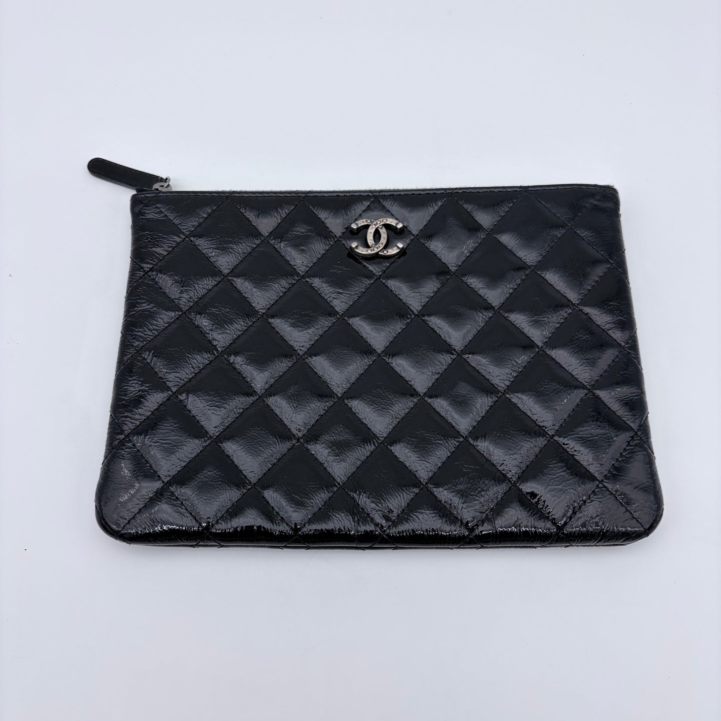 Chanel Quilted Oiled Calfskin Clutch Bag [Used]
