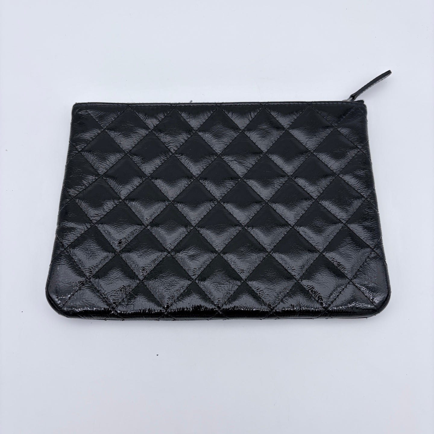 Chanel Quilted Oiled Calfskin Clutch Bag [Used]
