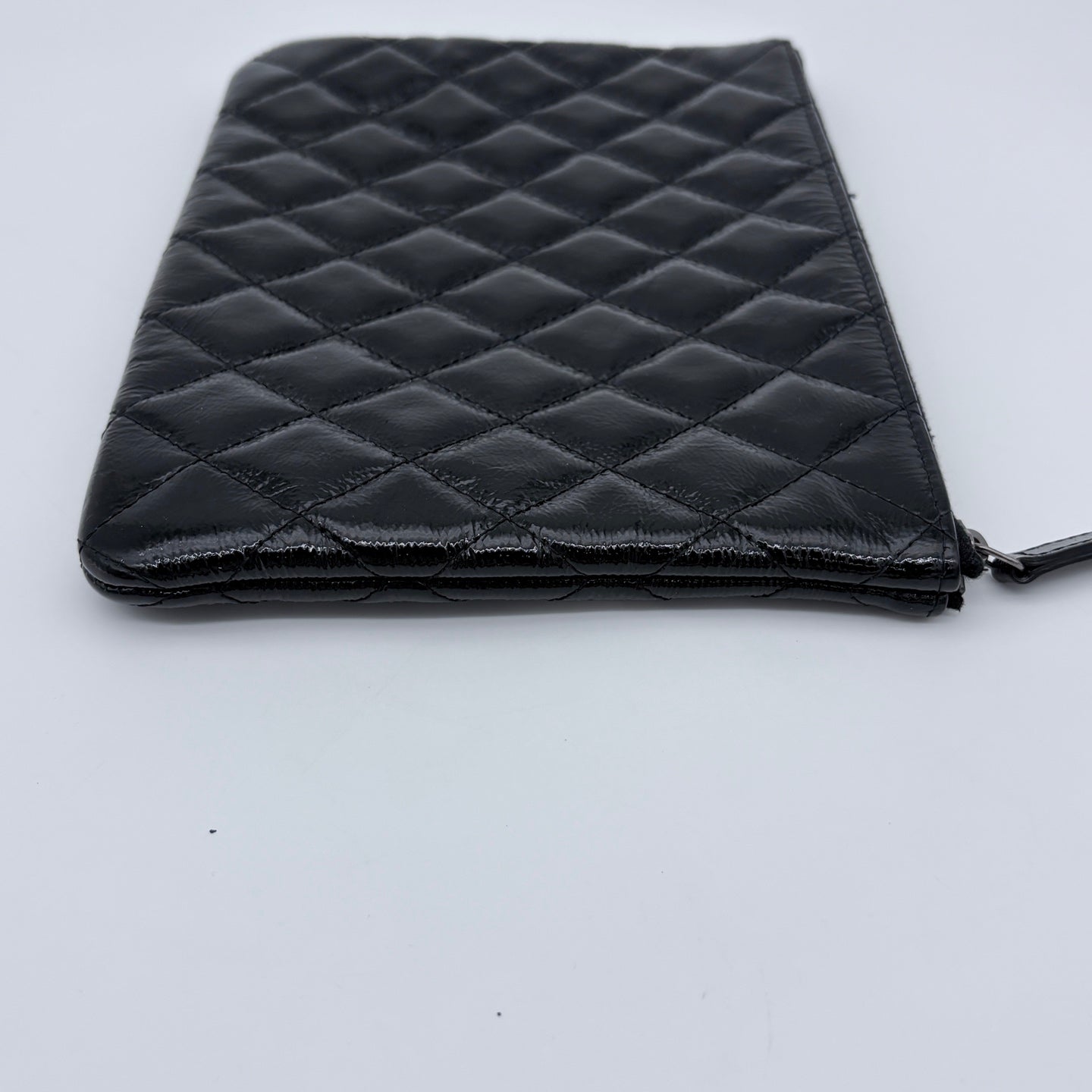 Chanel Quilted Oiled Calfskin Clutch Bag [Used]
