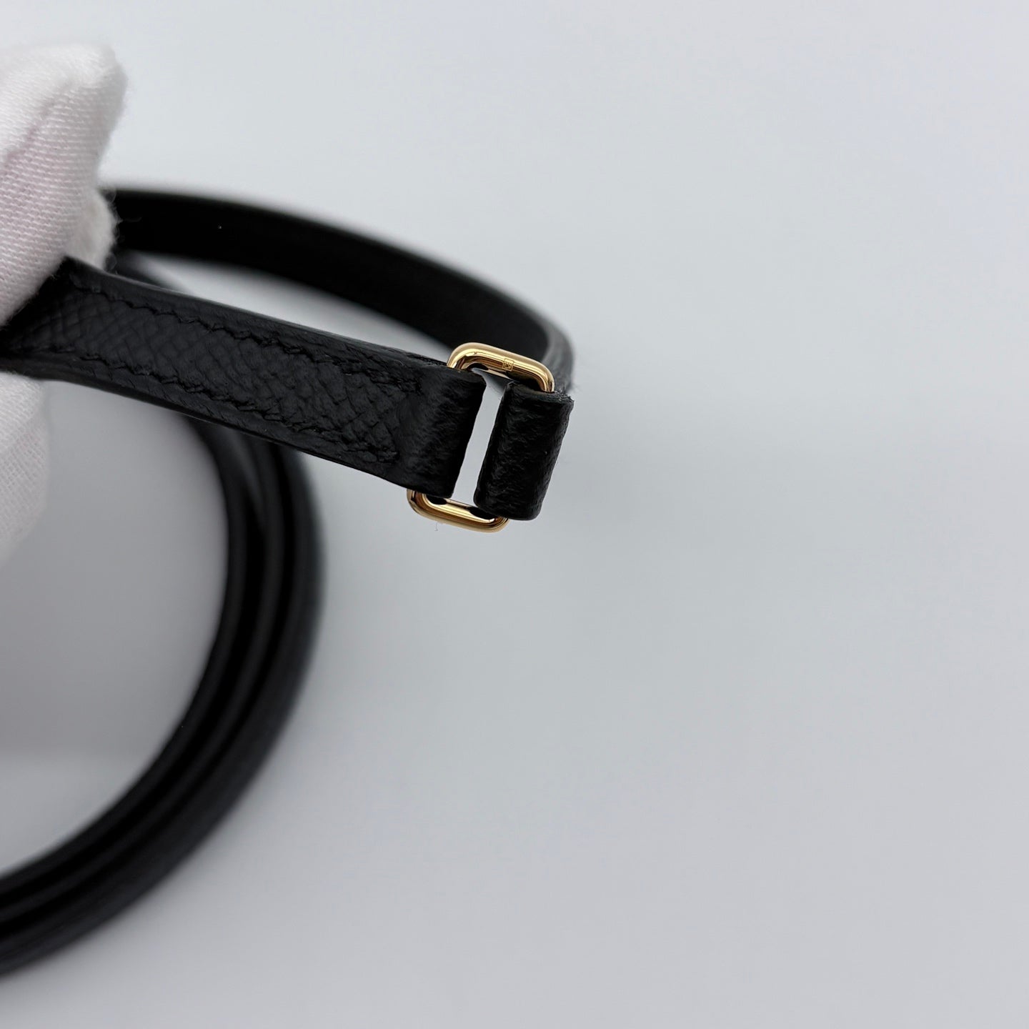 Hermès Kelly To Go Black and Gold Clutch with Strap [Near New]