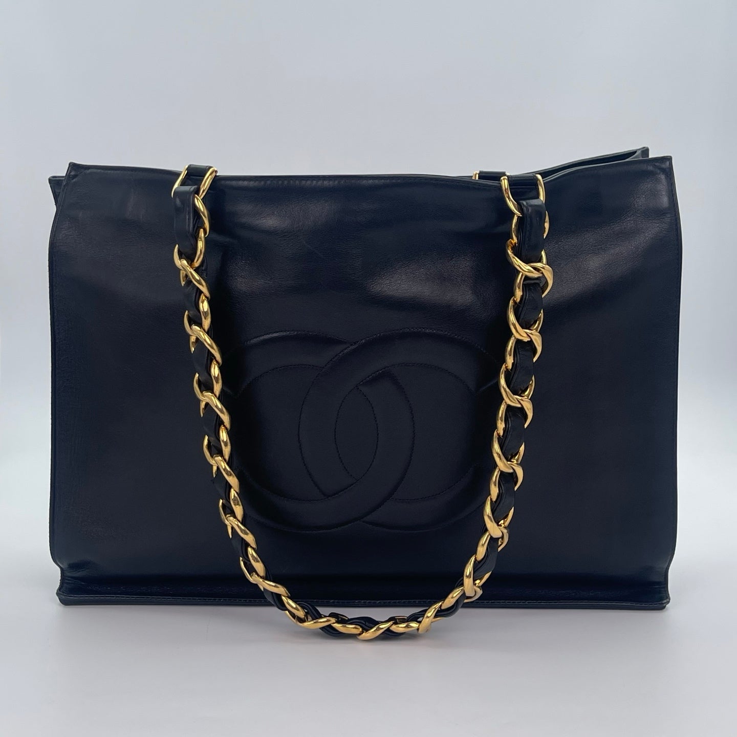Chanel Lambskin Double CC Logo Chain Tote Bag Black/Gold Hardware [Used]