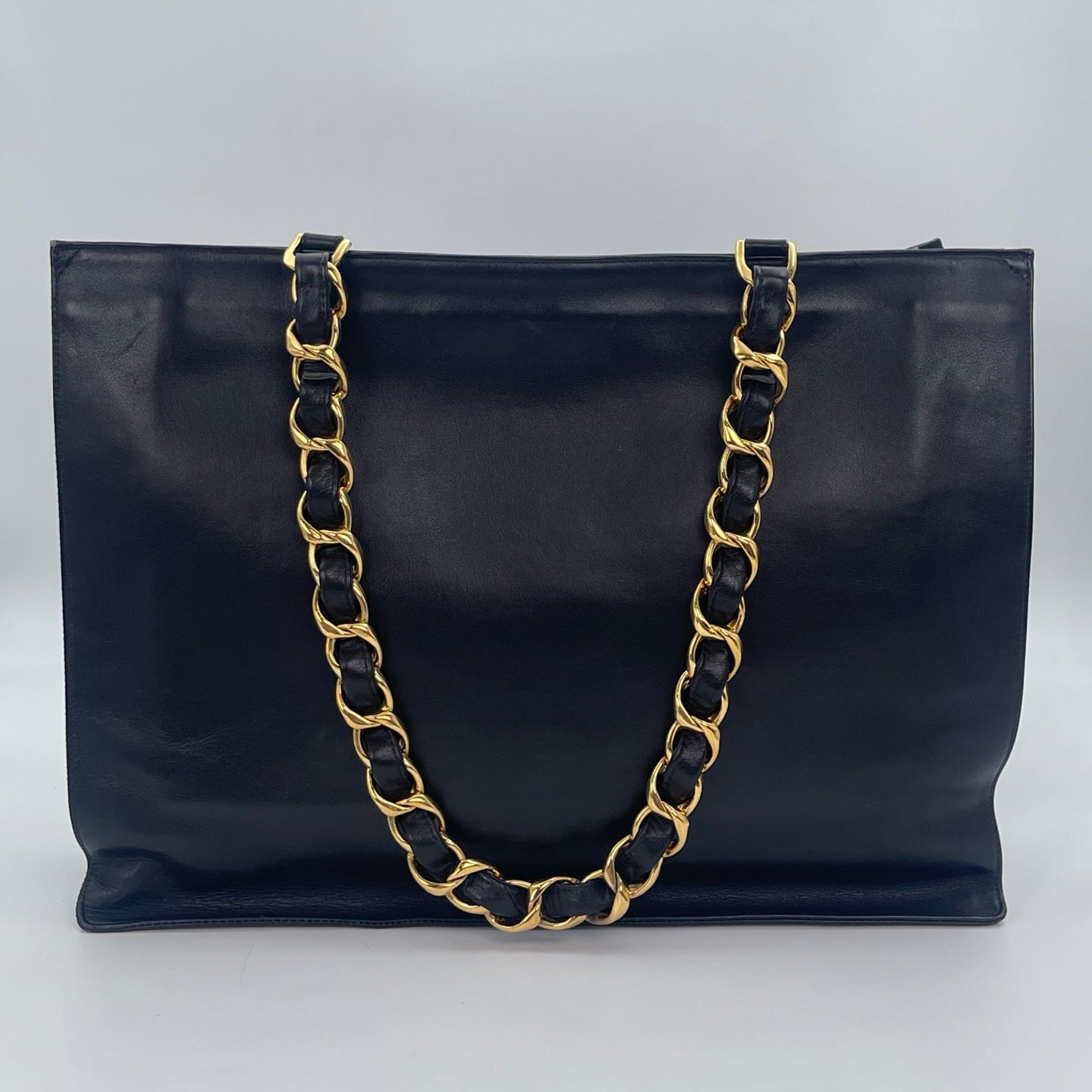 Chanel Lambskin Double CC Logo Chain Tote Bag Black/Gold Hardware [Used]