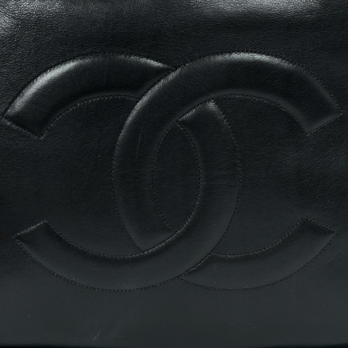 Chanel Lambskin Double CC Logo Chain Tote Bag Black/Gold Hardware [Used]