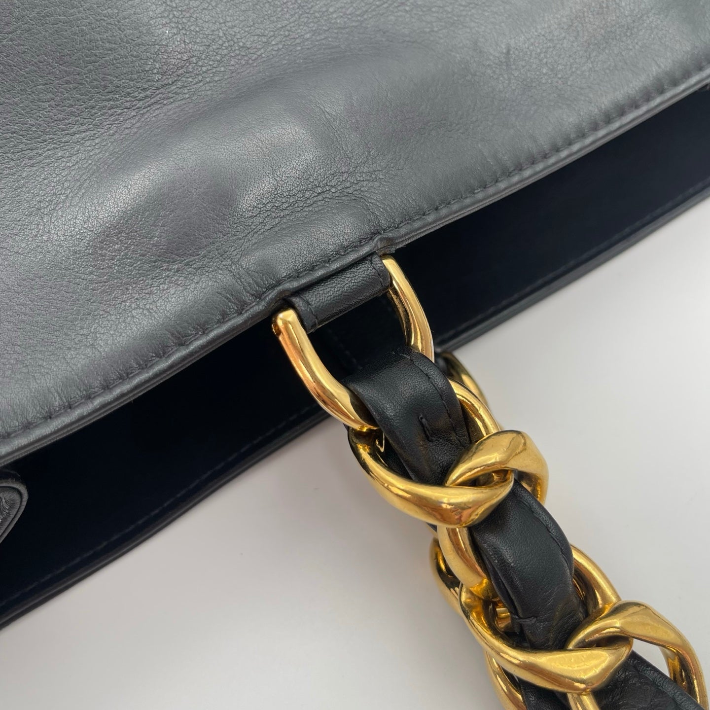 Chanel Lambskin Double CC Logo Chain Tote Bag Black/Gold Hardware [Used]